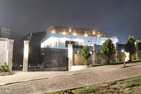 Crestview Villa