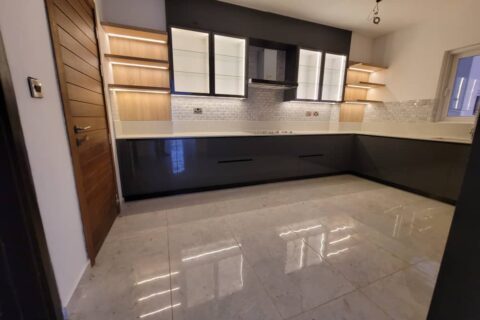 Seamless Elegance